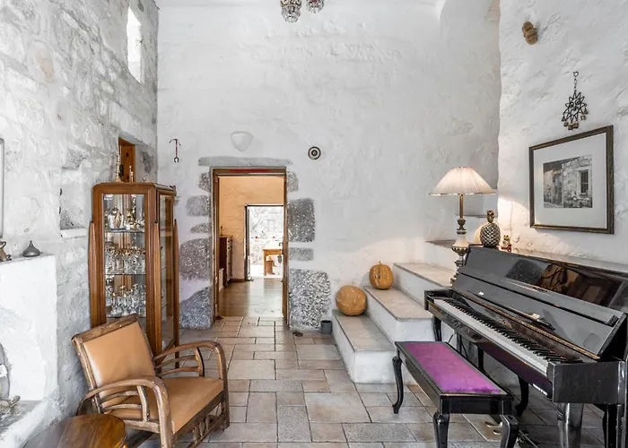 Ha La Bed & Breakfast 4*