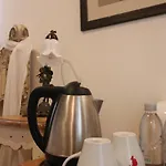 Frühstückspension Ha La 4*