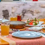 Ha La Alojamento de Acomodação e Pequeno-almoço 4*
