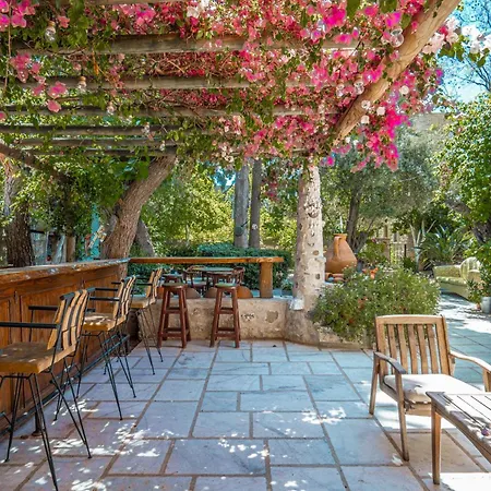 Oda ve Kahvaltı Ha La Bodrum