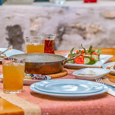 Ha La Frühstückspension *