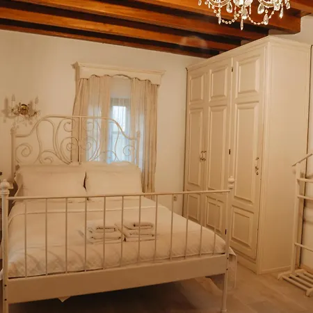 Bed & Breakfast Boleka 4*